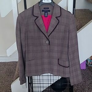 JONES WEAR BLAZER